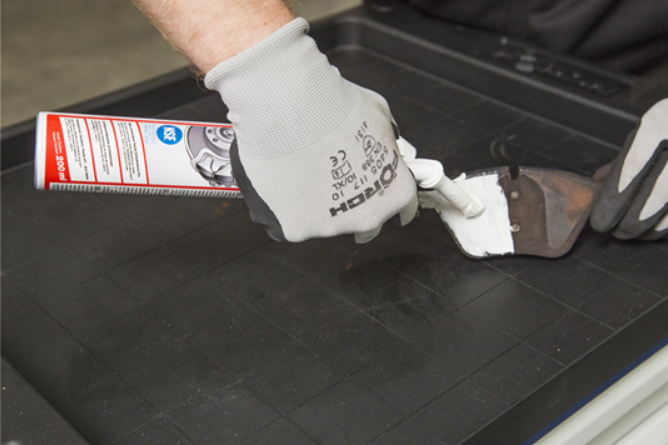 Aplikace keramické pasty Förch S423